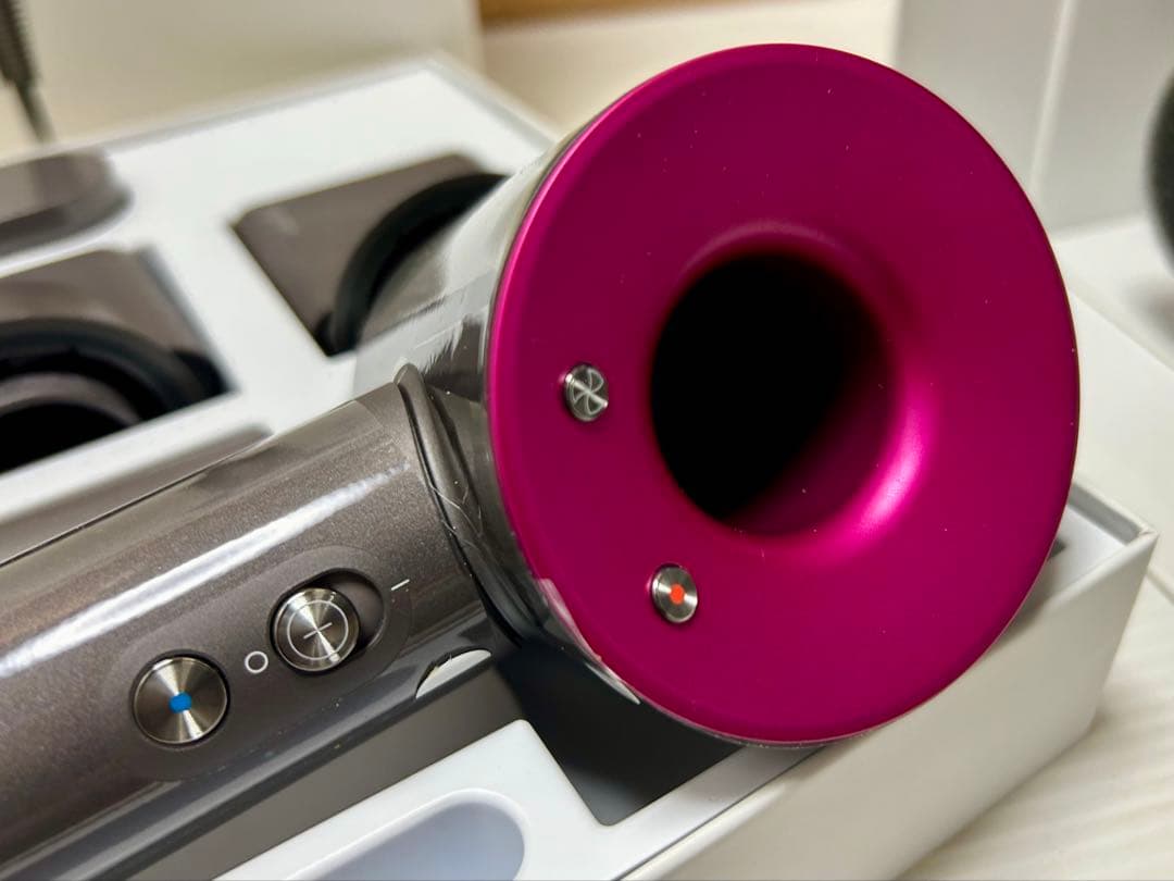 ダイソン dyson HD01 ヘアドライヤー 未使用