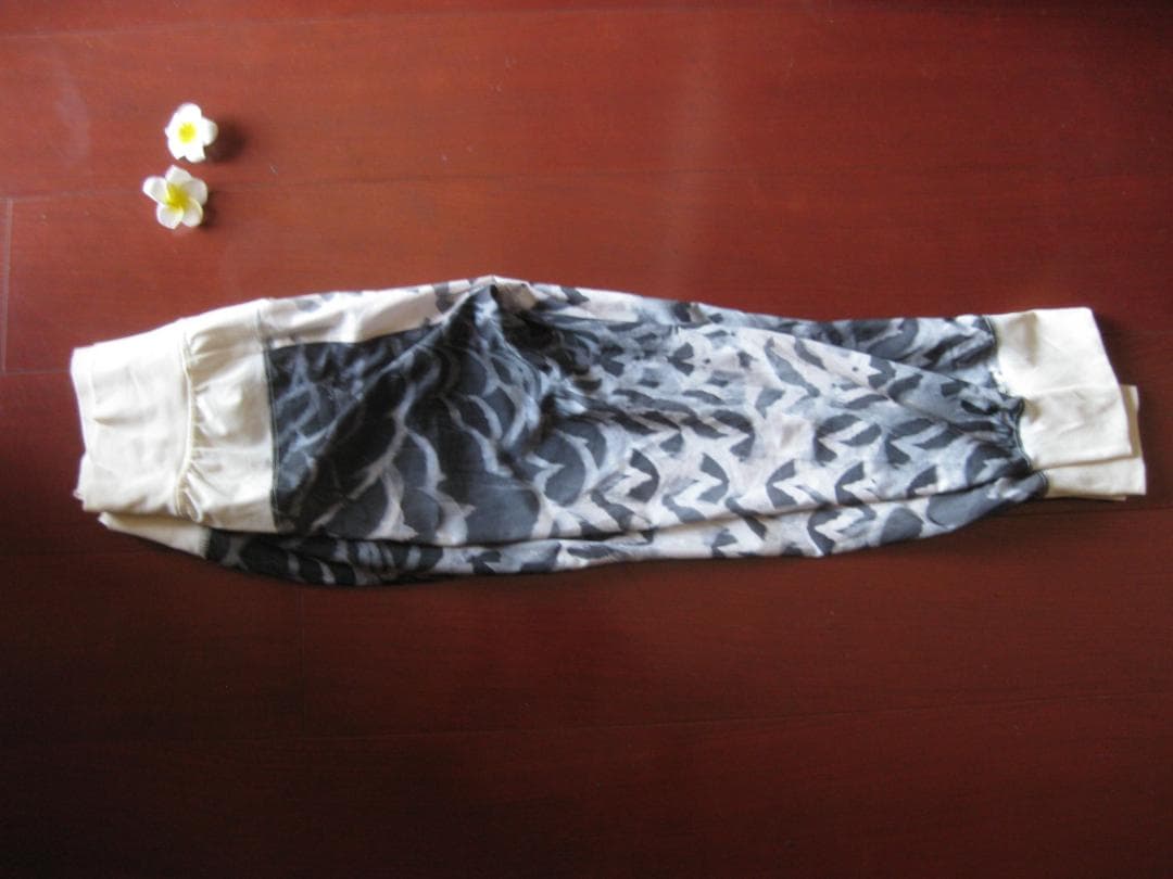 ルルレモン　レアなパンツ angel　Wing　未使用品　4