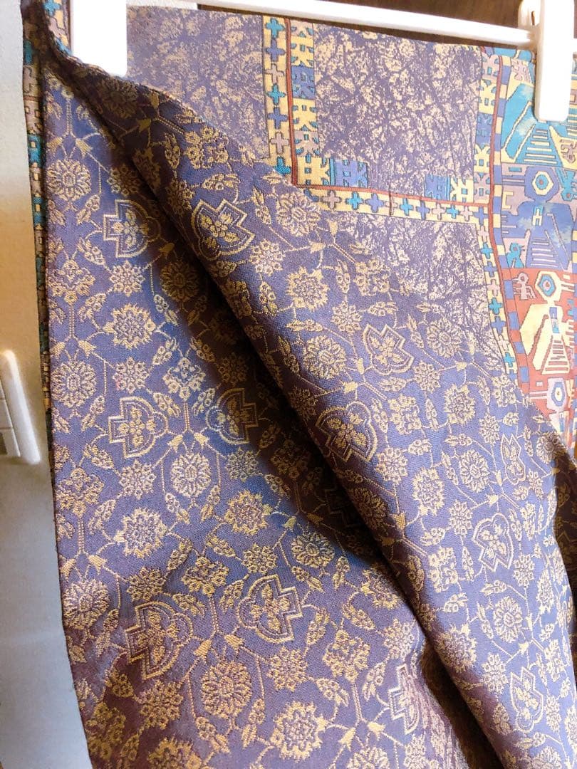 大衆演劇　役者　渋い着物　超キングサイズ正絹に見える洗える着物　雲紅型花柄帯付き