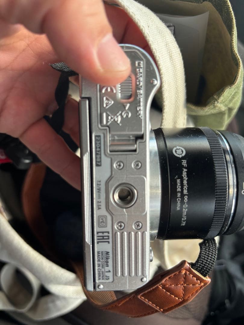 NIKON 1 J5 デジタルカメラ（レンズ等付属）