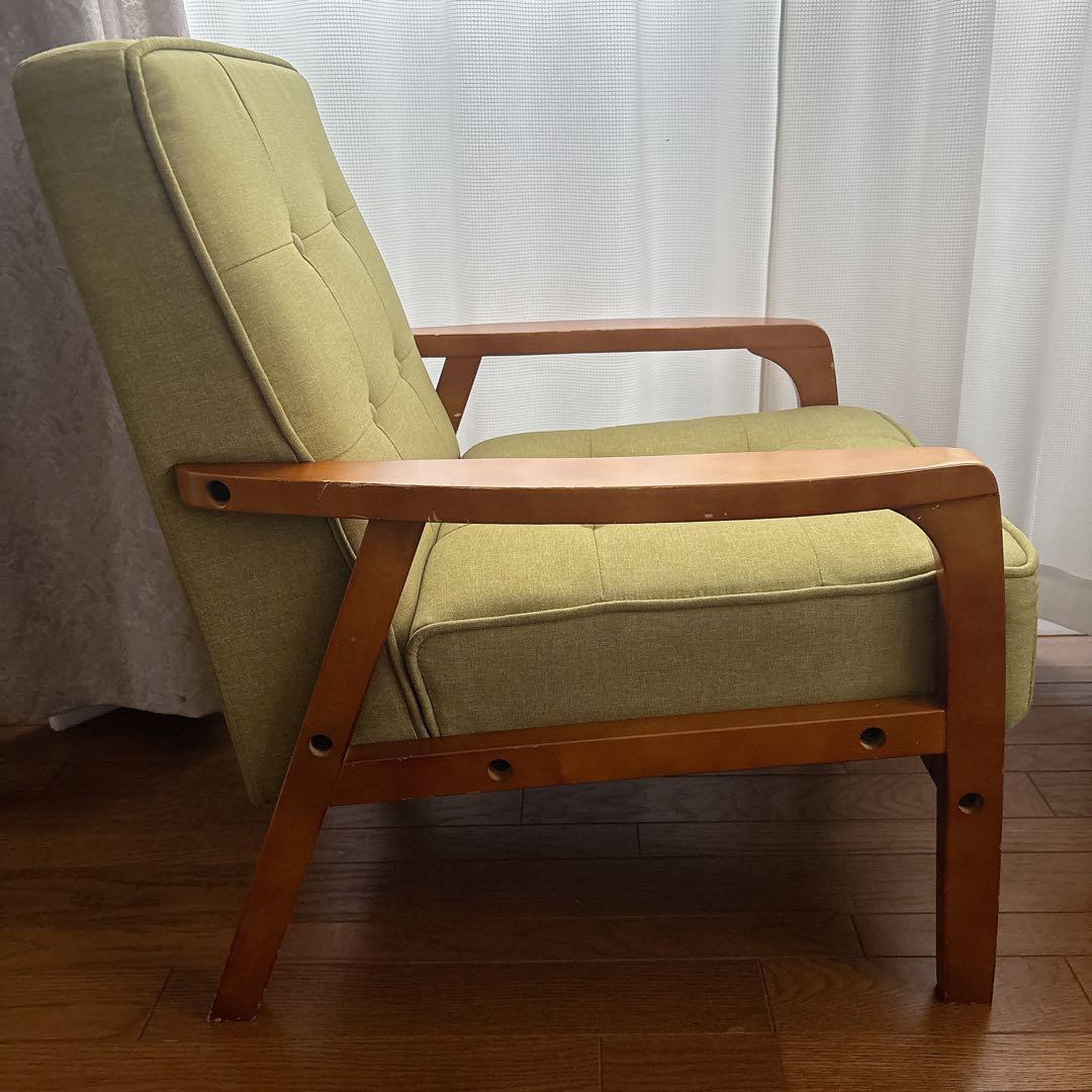 美品】ニトリ 1人掛けソファ ダイニングチェア ルッキ 天然木フレーム グリーン
