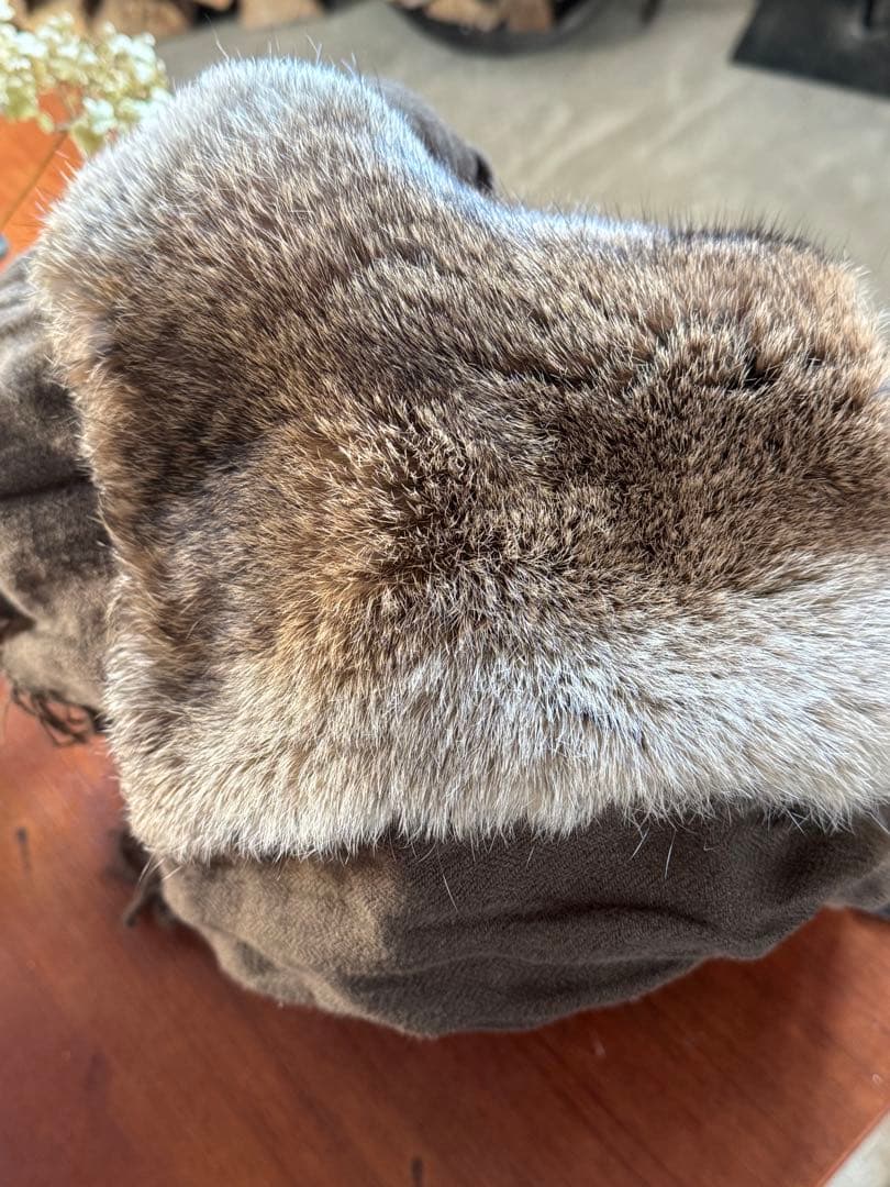 専用eb.a.gos エバゴス ブライドルシリーズ ラビットファー２本編みバッグ