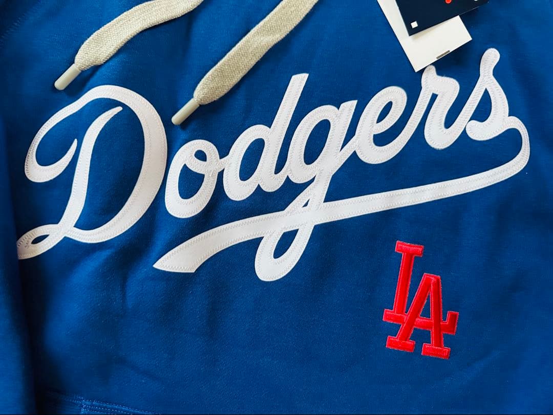 ㊗️優勝❣️現地購入❣️ドジャース 公式 トレーナー スウェット トップス