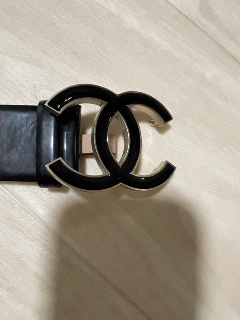CHANEL 黒 ベルト　ロゴバックル