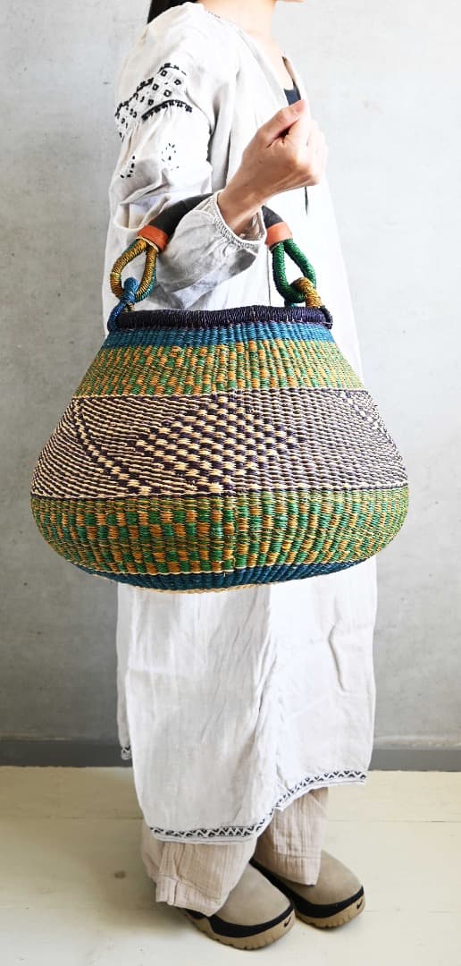 セール/新品/アフリカ ガーナ製/ブルキナボルガ バスケット/42×46cm