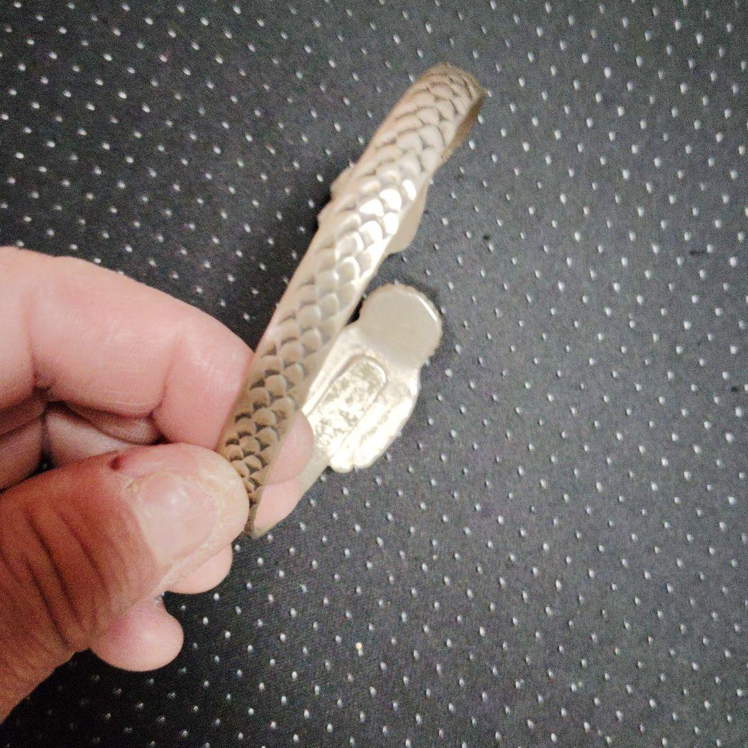 ドラゴンデザイン バングル シルバー風