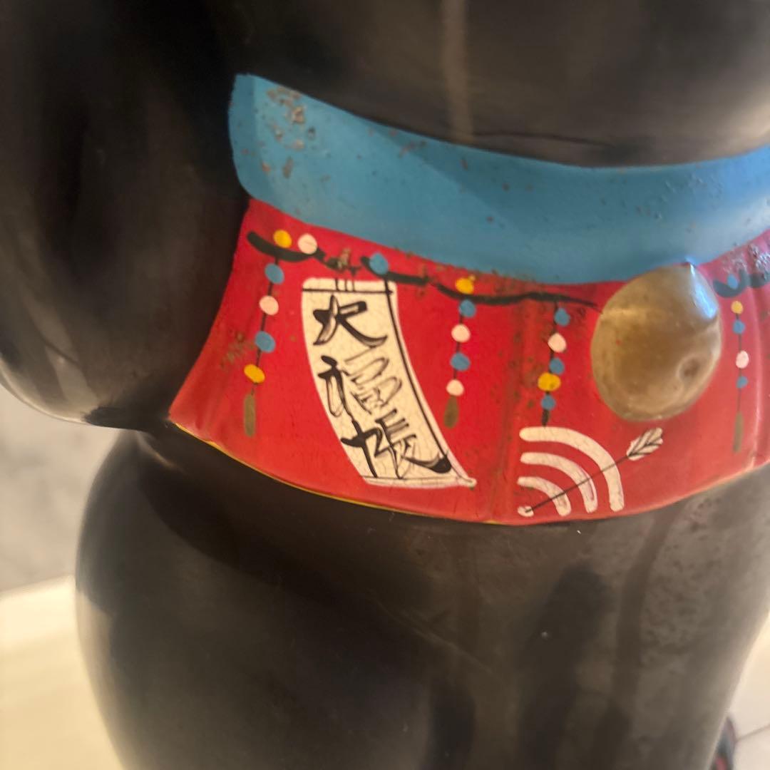 アンティーク妖艶な瞳とシュッとしたお顔立ちおかめさんが福を運ぶ特大招き猫