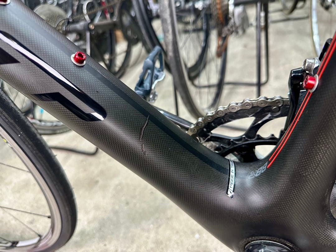 フルカーボン激レア車フェルト FELT Z1基本分解発送送料無料！完成車配送も！