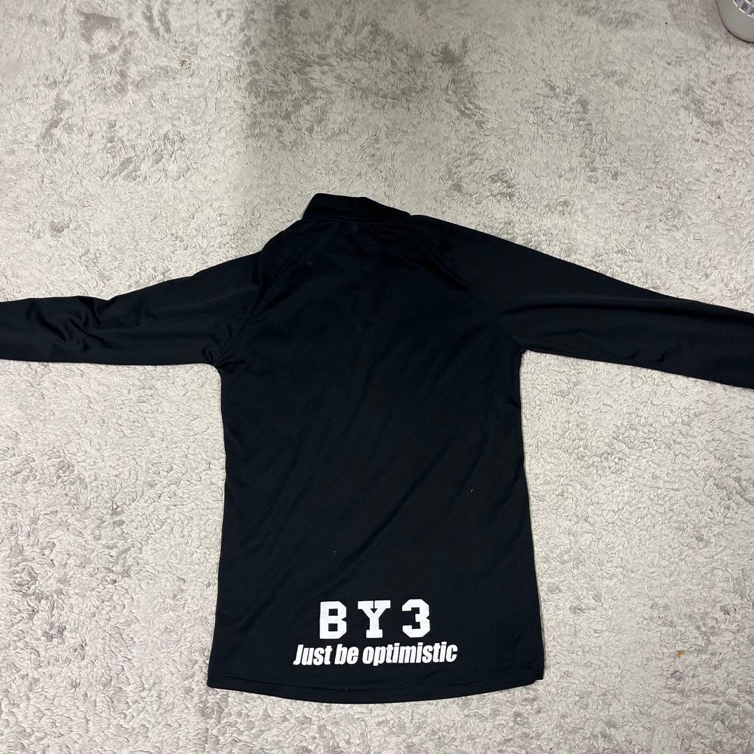ウェア BY3