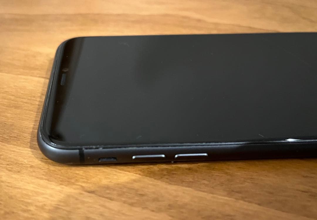 iPhone 11 ブラック　128GB