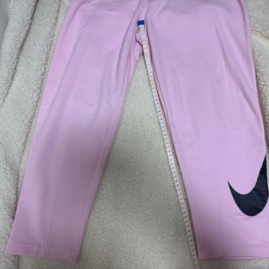 Nike ピンク フード付き クロップドスウェット