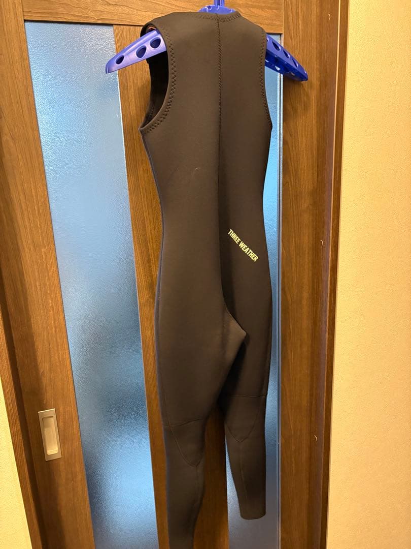 ブラック フルスーツ ノースリーブ