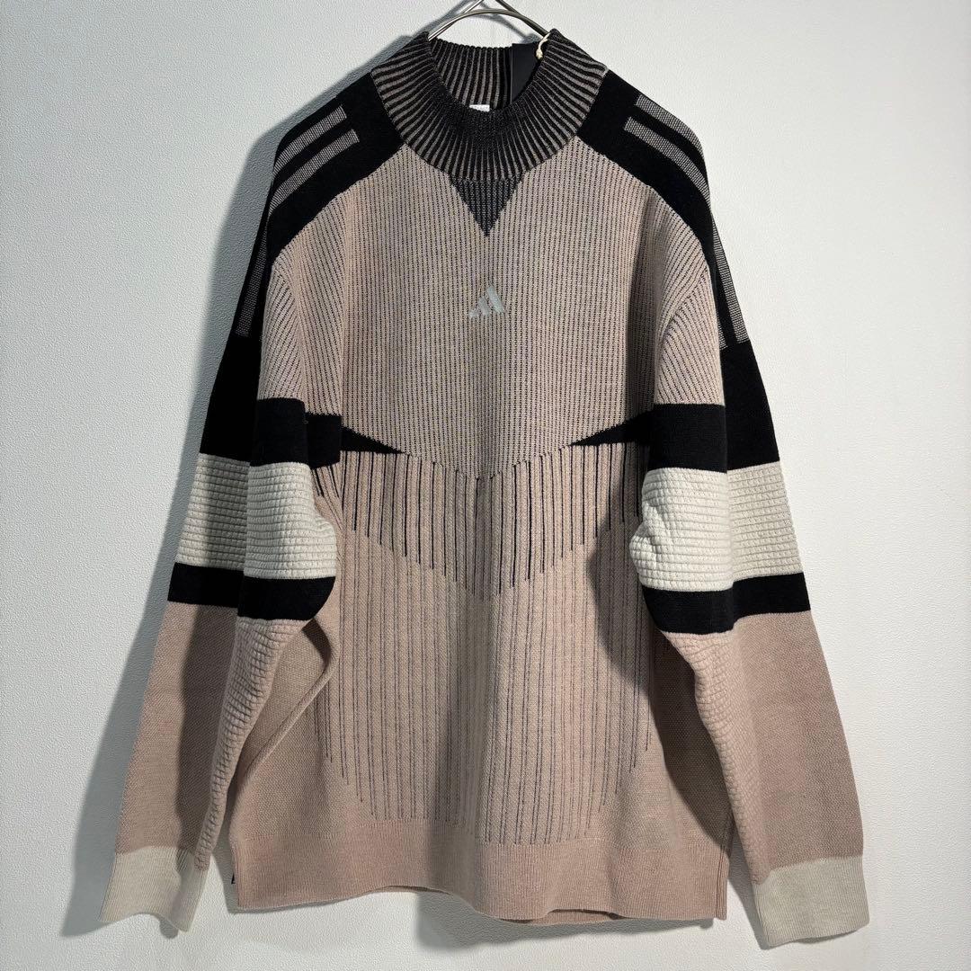 専用様…ピンクジャケットadidas モックネックセーターとキルティングパンツ