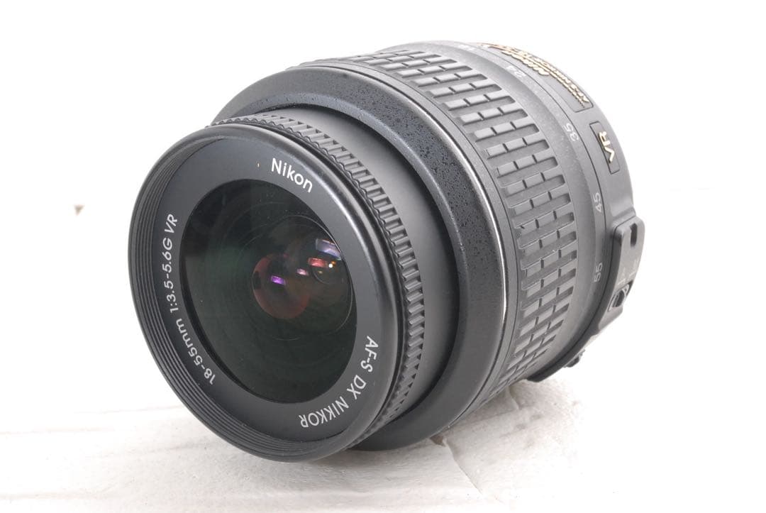 Nikon D5000 レンズセット スマホ転送OK 動画撮影・自撮り可