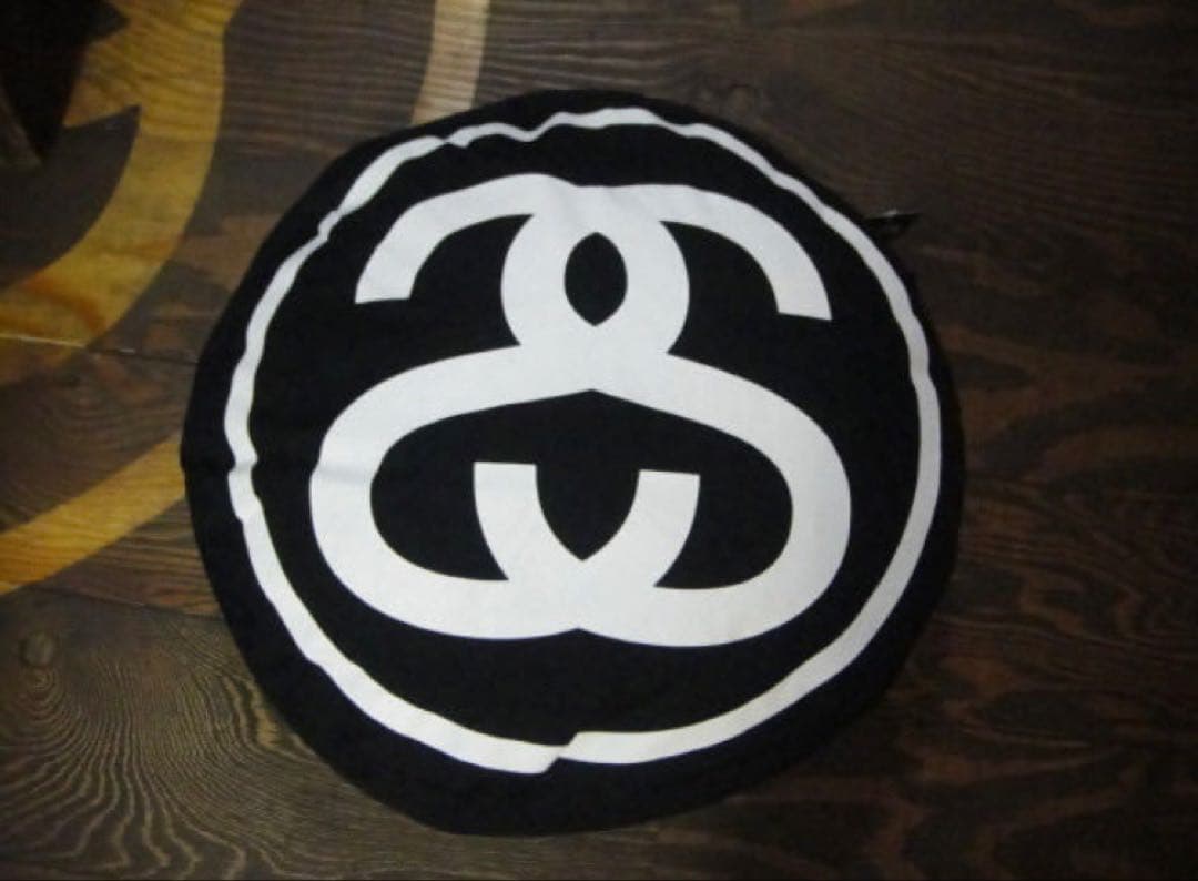 STUSSY ステューシー シャネルロゴSSLNKCRCLCSN クッション