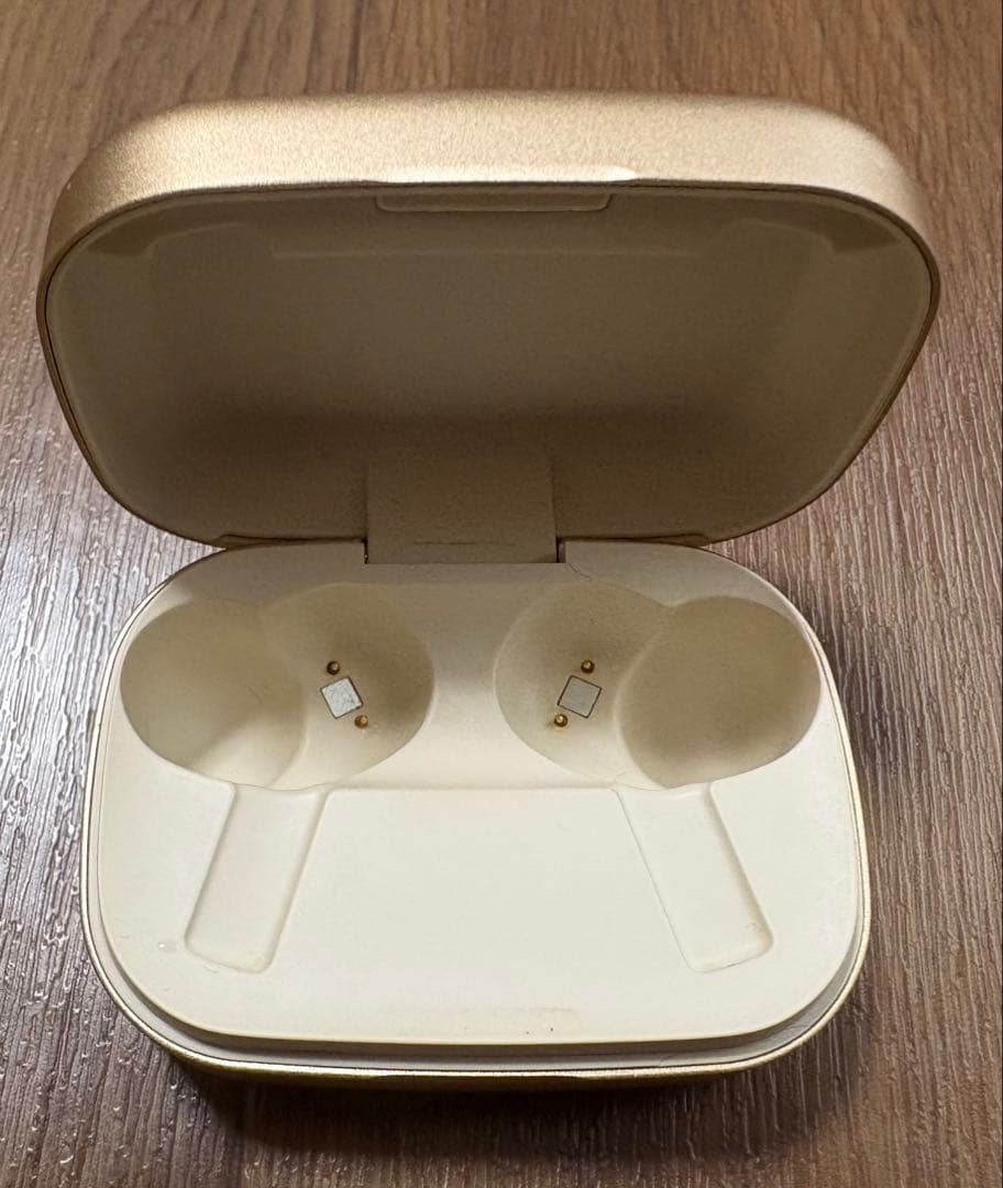 Bang & Olufsen ワイヤレスイヤホン ゴールド