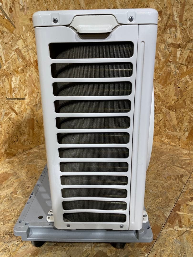 テ*ジ様 東芝 エアコン 6畳 RAS-H221M 2021年製　495018