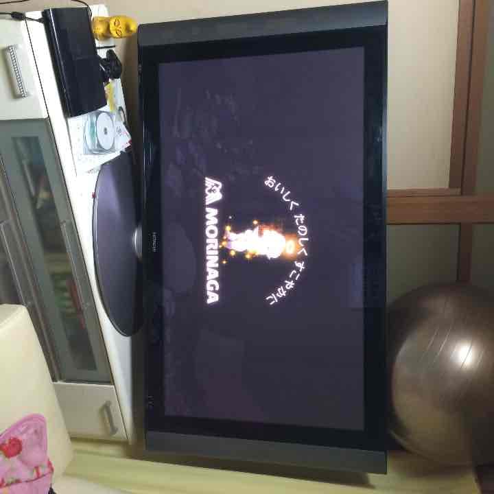 ５５型テレビ