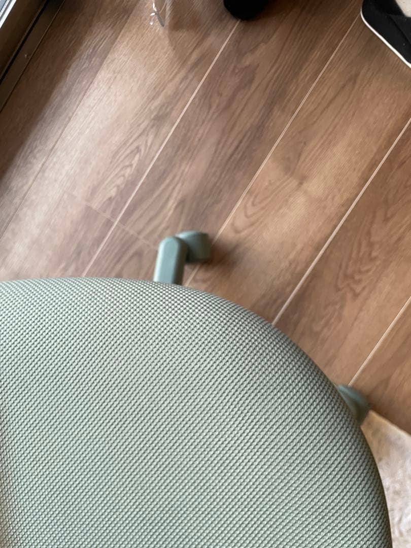 新品！イトーキ　サリダ　グリーン