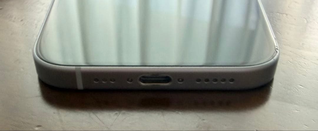 c*m様 iPhone 15 128GB ブルー