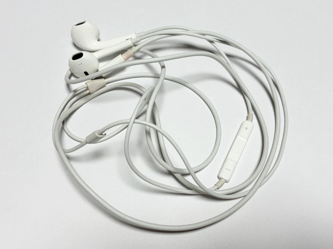 Apple iPhone XR 64GB ホワイト バッテリー89% 箱付属品付