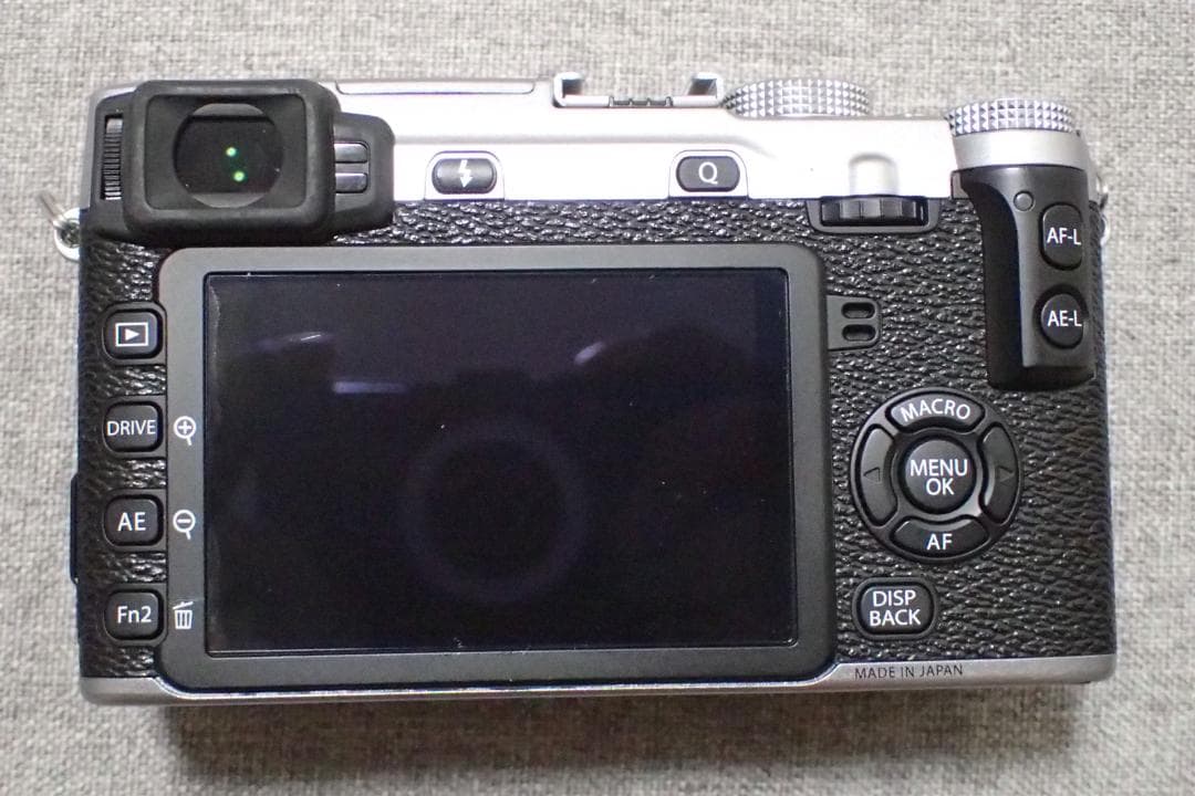 か*ん様 美品■富士フイルム FUJIFILM X-E2 ボディ■ 動作確認済■