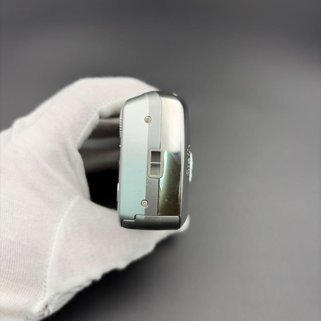 FUJIFILM FinePix A900 シルバー デジタルカメラ 電池駆動