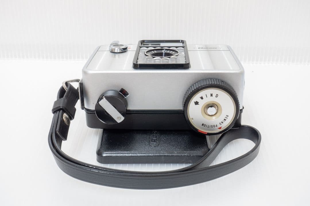 ⑨【美品・整備済品】RICOH AUTO HALF SE 「クリスタルウェーブ」