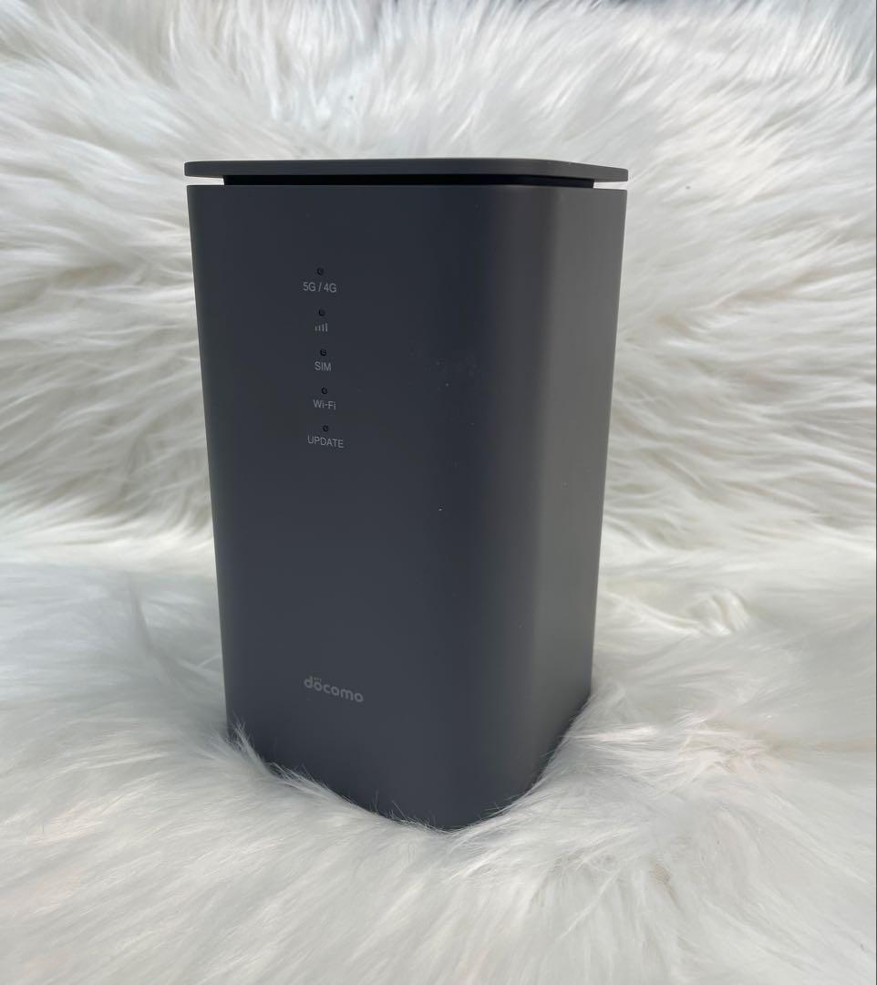 【未使用に近い】docomo 5G HR02ダークグレー NTTドコモ