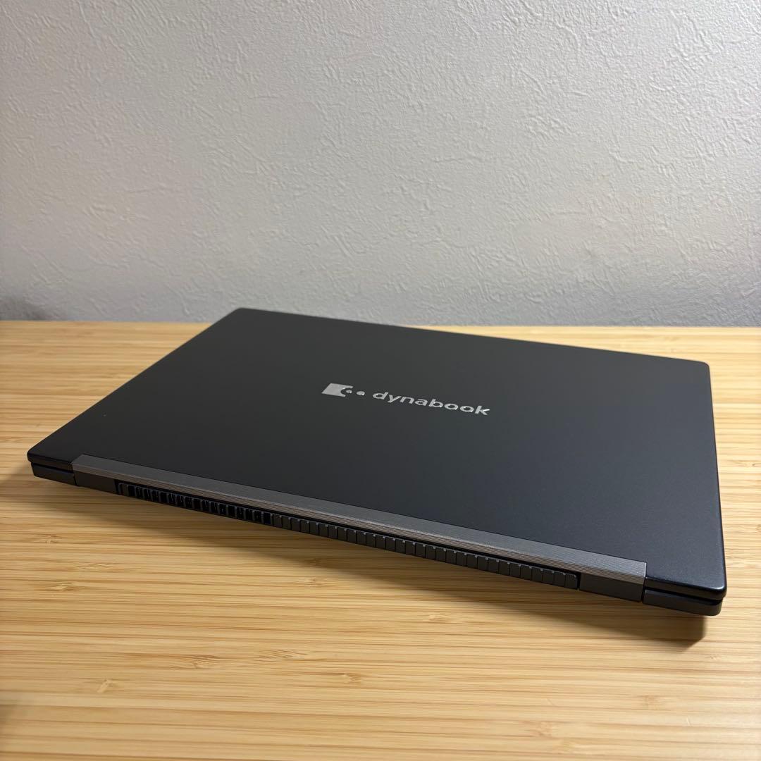 美品 東芝 2025年モデル 13世代 i5/FHD/16G 軽型 office