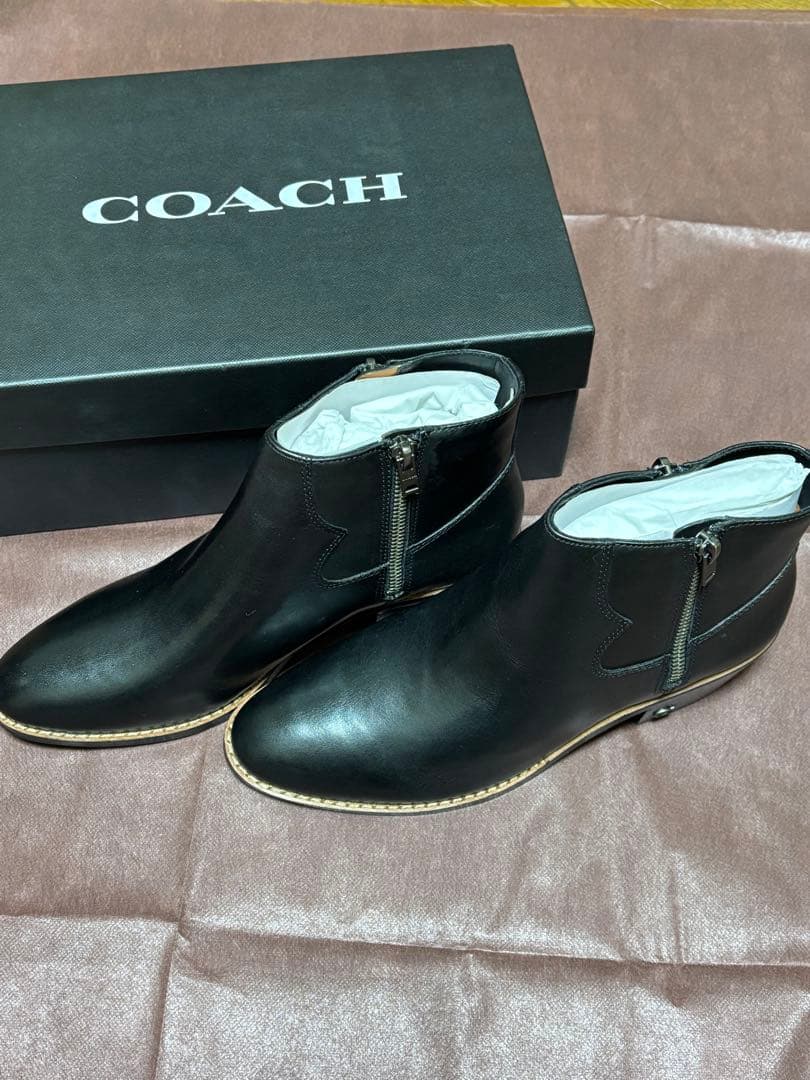 未使用　COACH ブラック サイドゴアブーツ