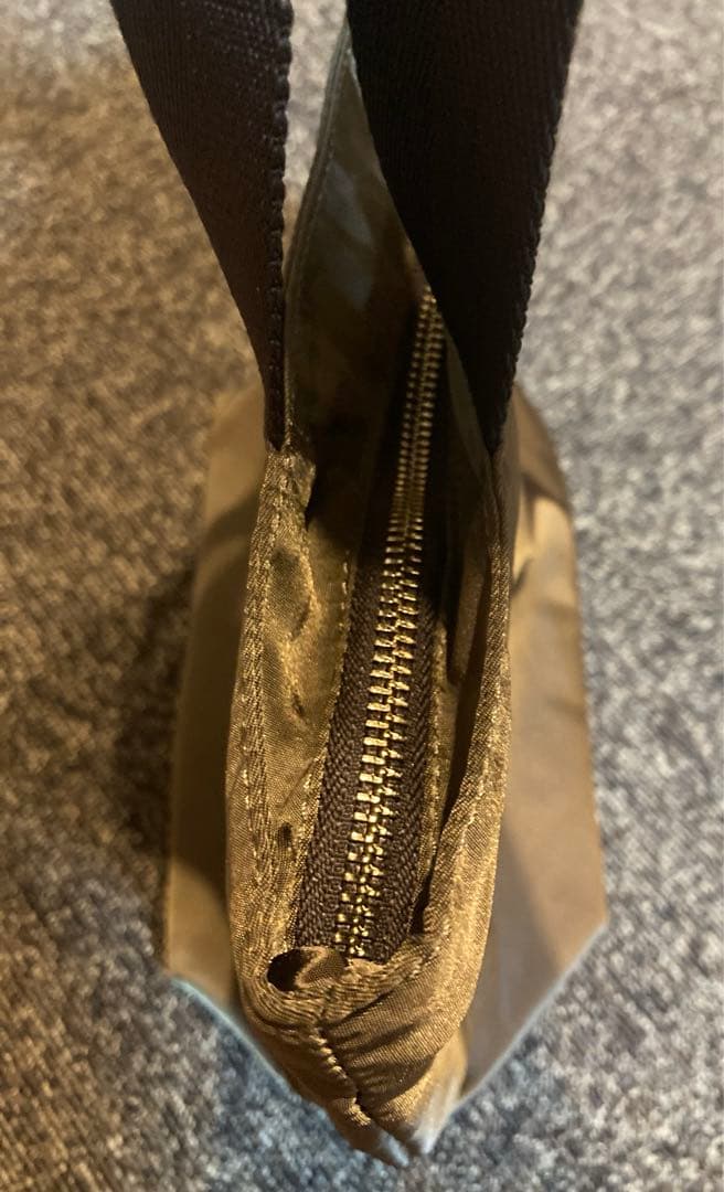 PRADA レディースエコバッグ オリーブグリーン