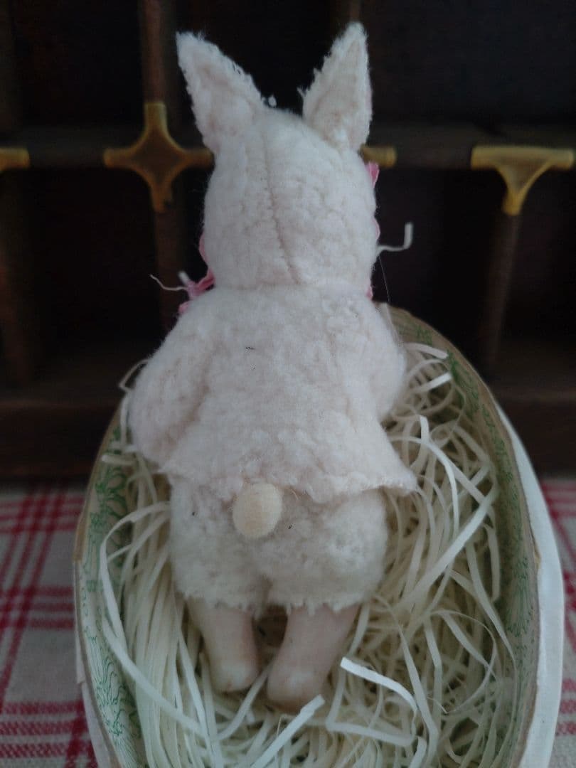 ドイツ　ベビー　ビスクドール　ミニョネット　ひつじ　たまご型BOX　イースター