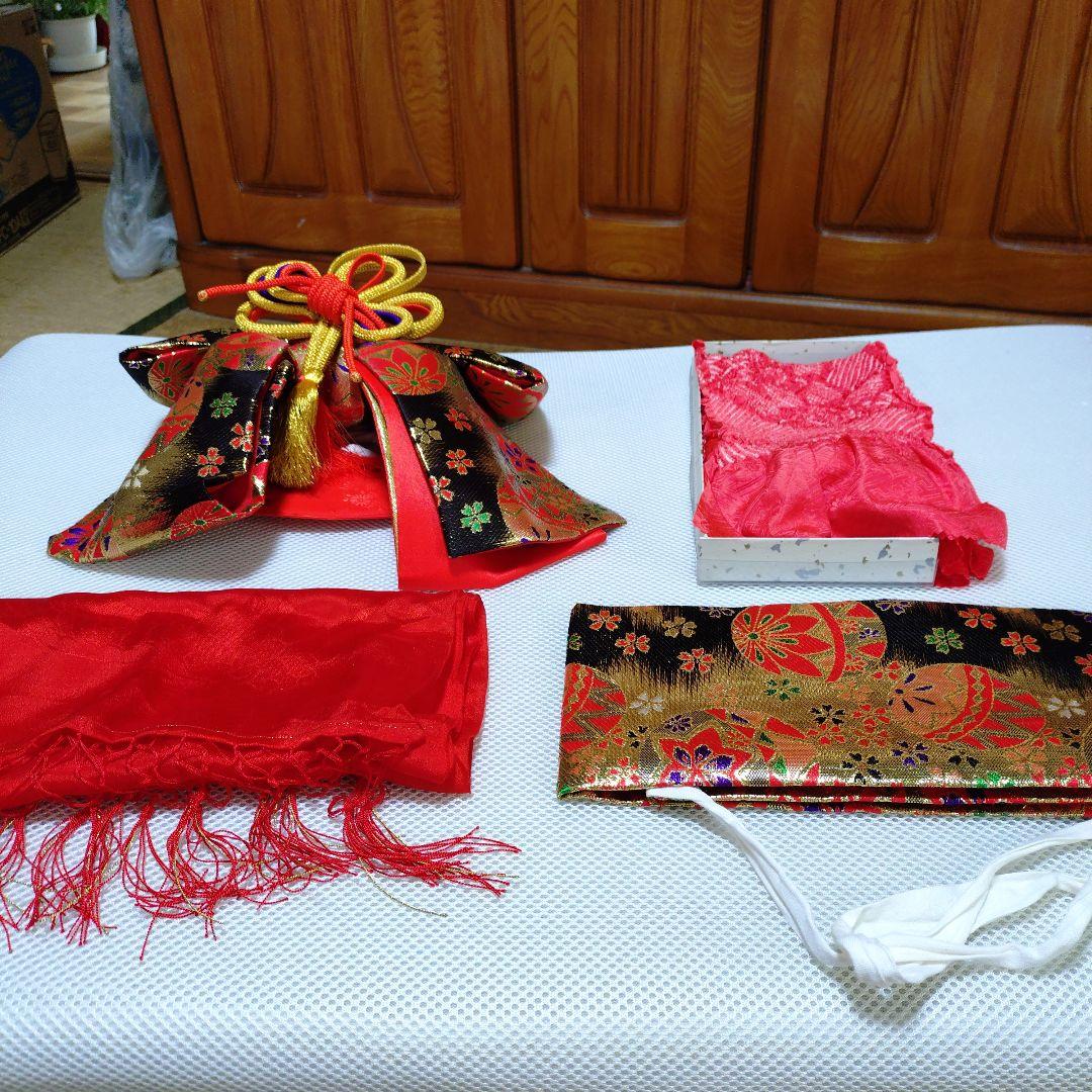 七五三用 赤と黒の華やかな衣装