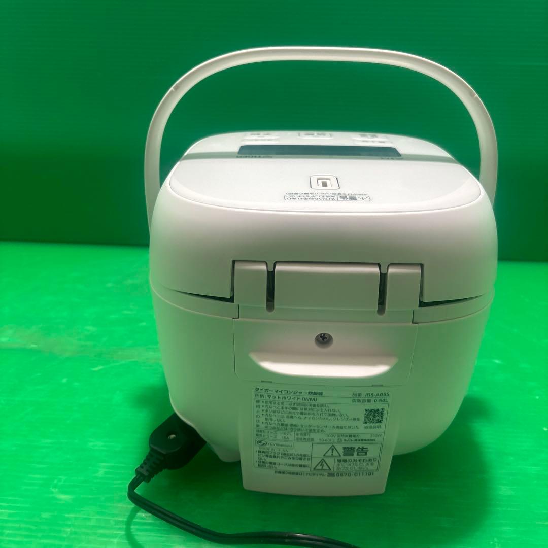 極美品 TIGER 炊飯器 JBS-A055 3号炊 2025年製