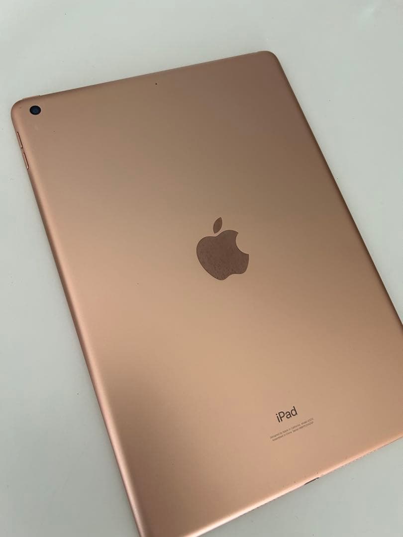 【ジャンク品】Apple iPad 第8世代　32G Wi-Fi