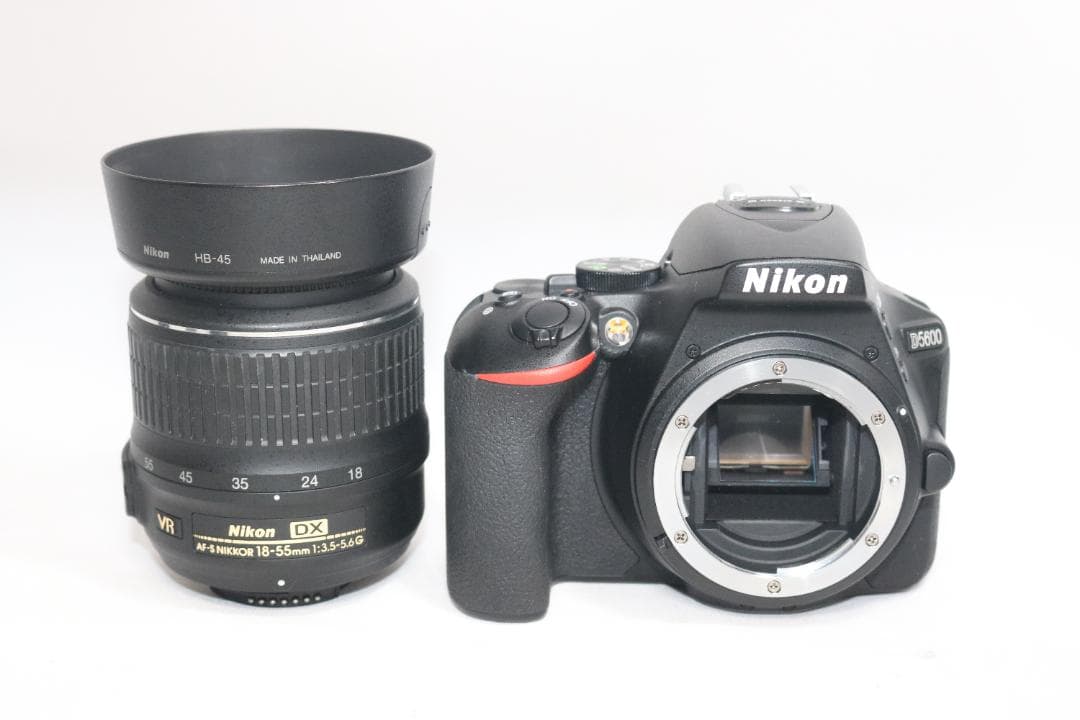 11/1まで！S回数少⭐Nikon D5600 美品⭐シリーズ最新！⭐一眼レフ