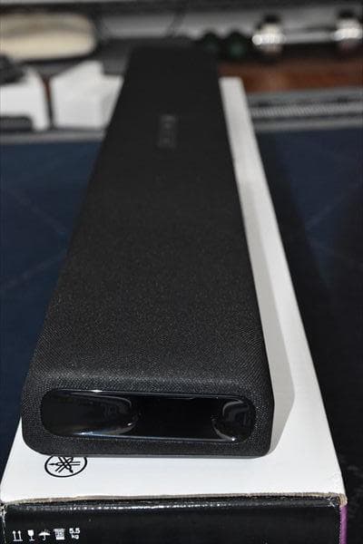 【2025年製】　サウンドバー　SR-B30A（B）　ブラック