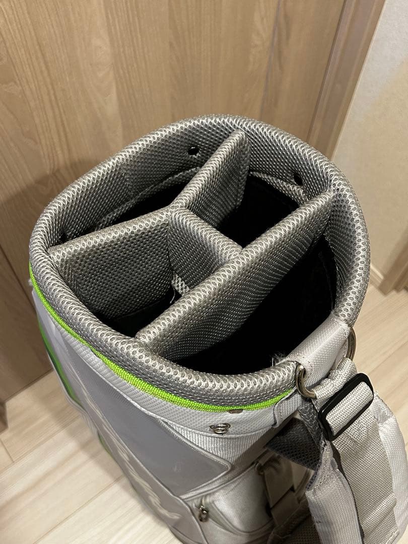 TaylorMade テーラーメイド レディース キャディバッグ 軽量2.3kg