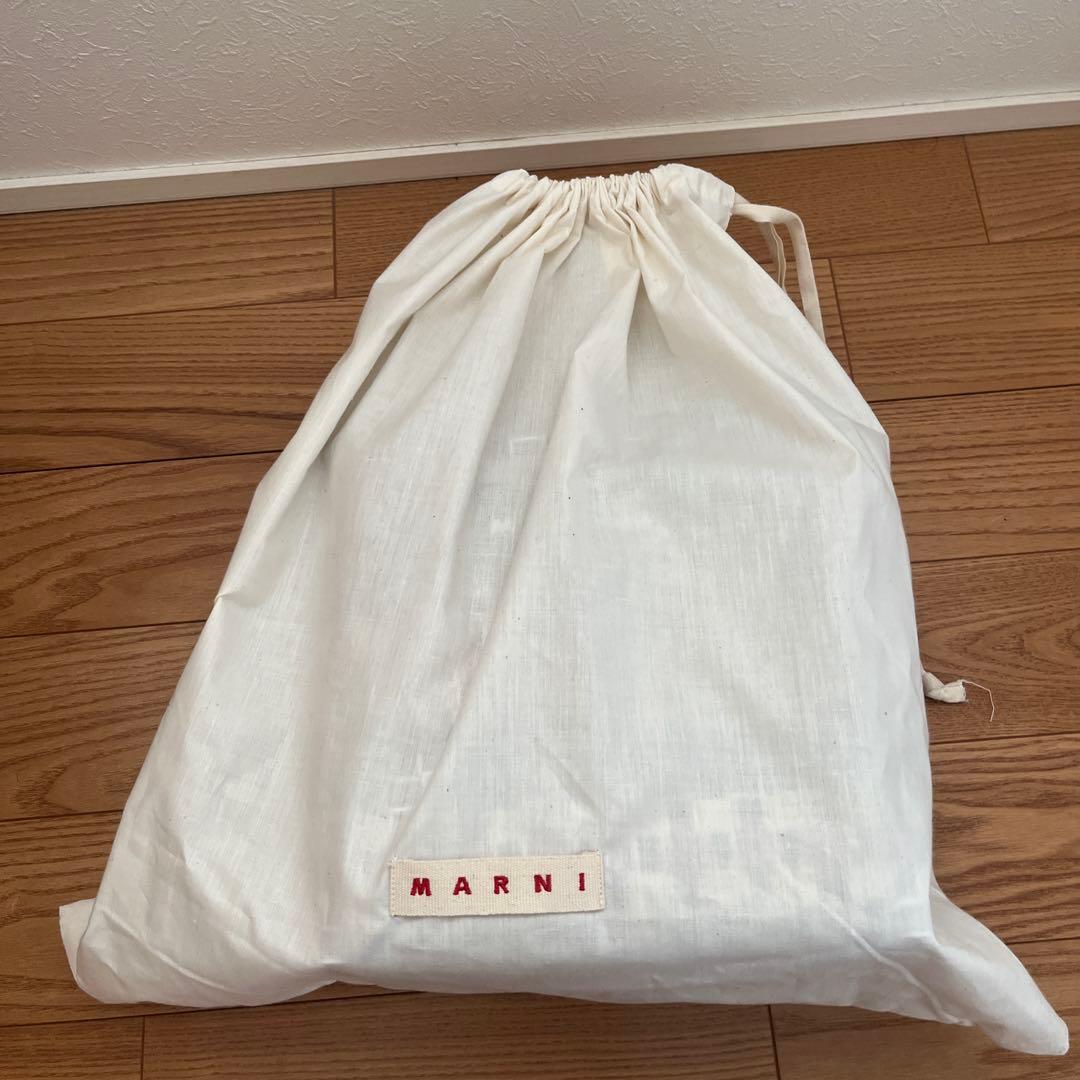 マルニ　バッグ