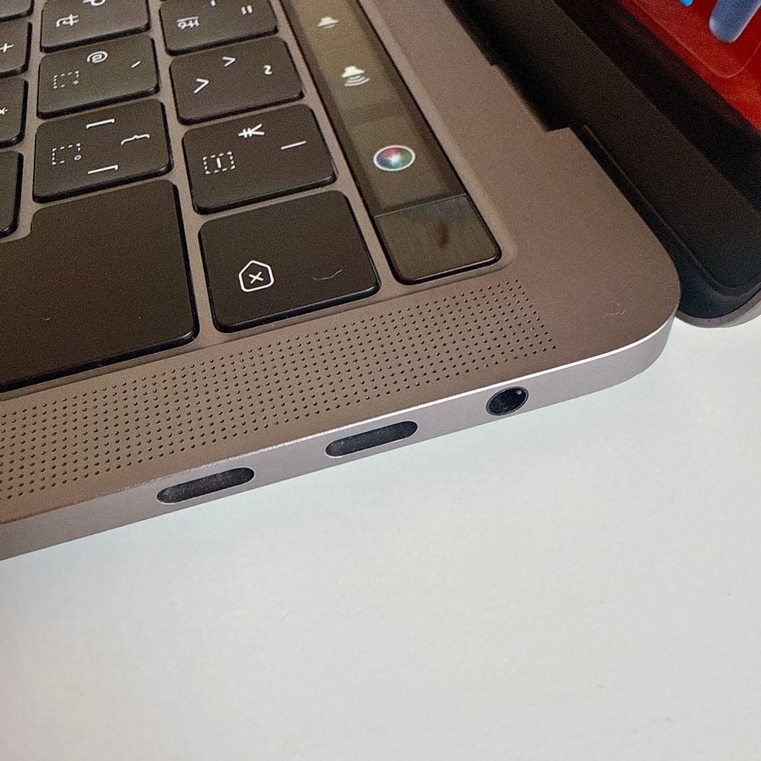 MacBook本体 MacBook Pro 2017 Retina i5 TouchBar