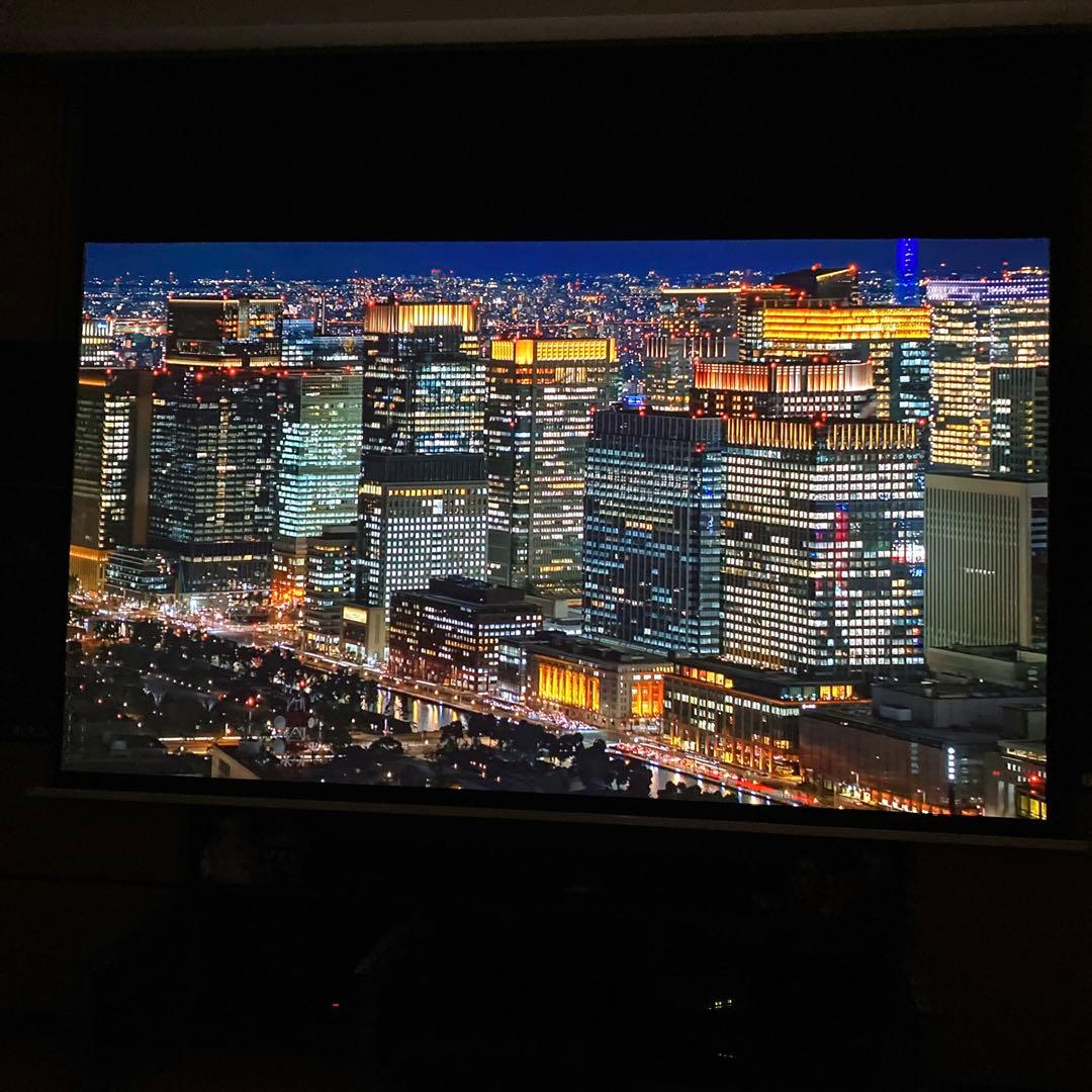 100インチ　電動スクリーン　吊り下げ式　 Unisonic LTW100MWA