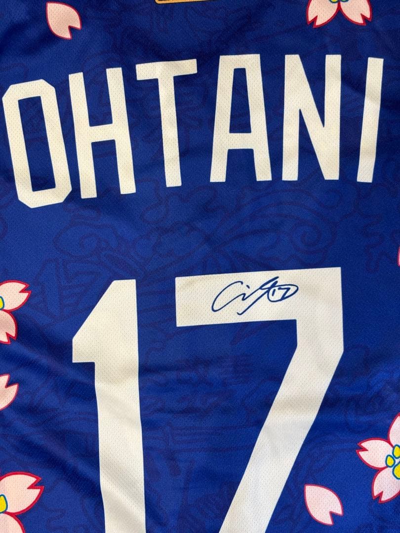 ⭐️期間限定価格⭐️【限定非売品】大谷翔平 ビジターサインユニフォーム　青　デコピン