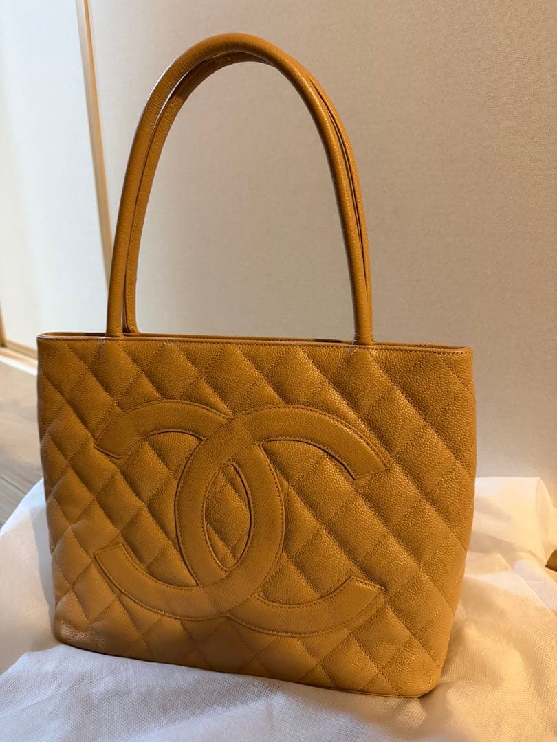 CHANEL ベージュ 復刻トートキャビアスキン トート/ハンドバッグ