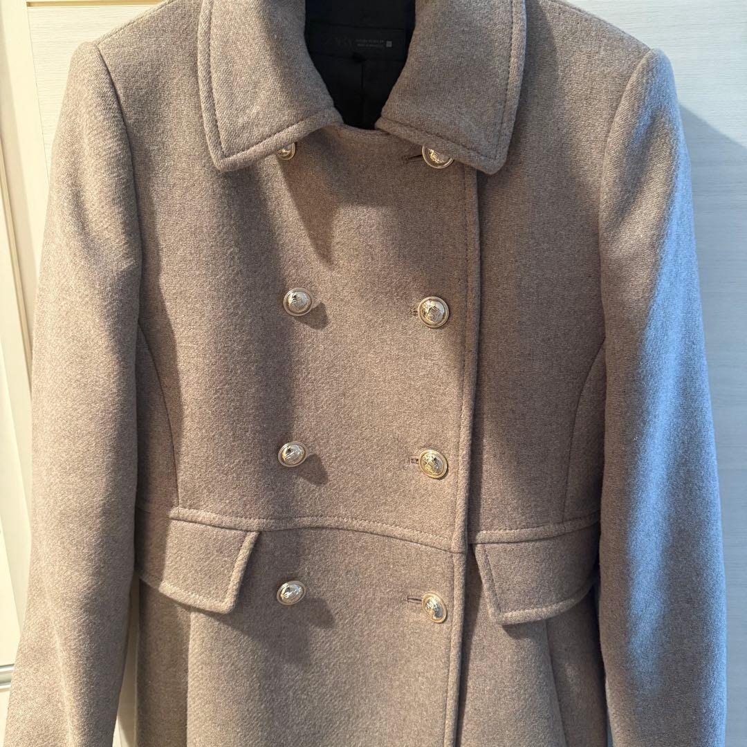 ZARA ウール混紡ショート丈ダブルブレストコート