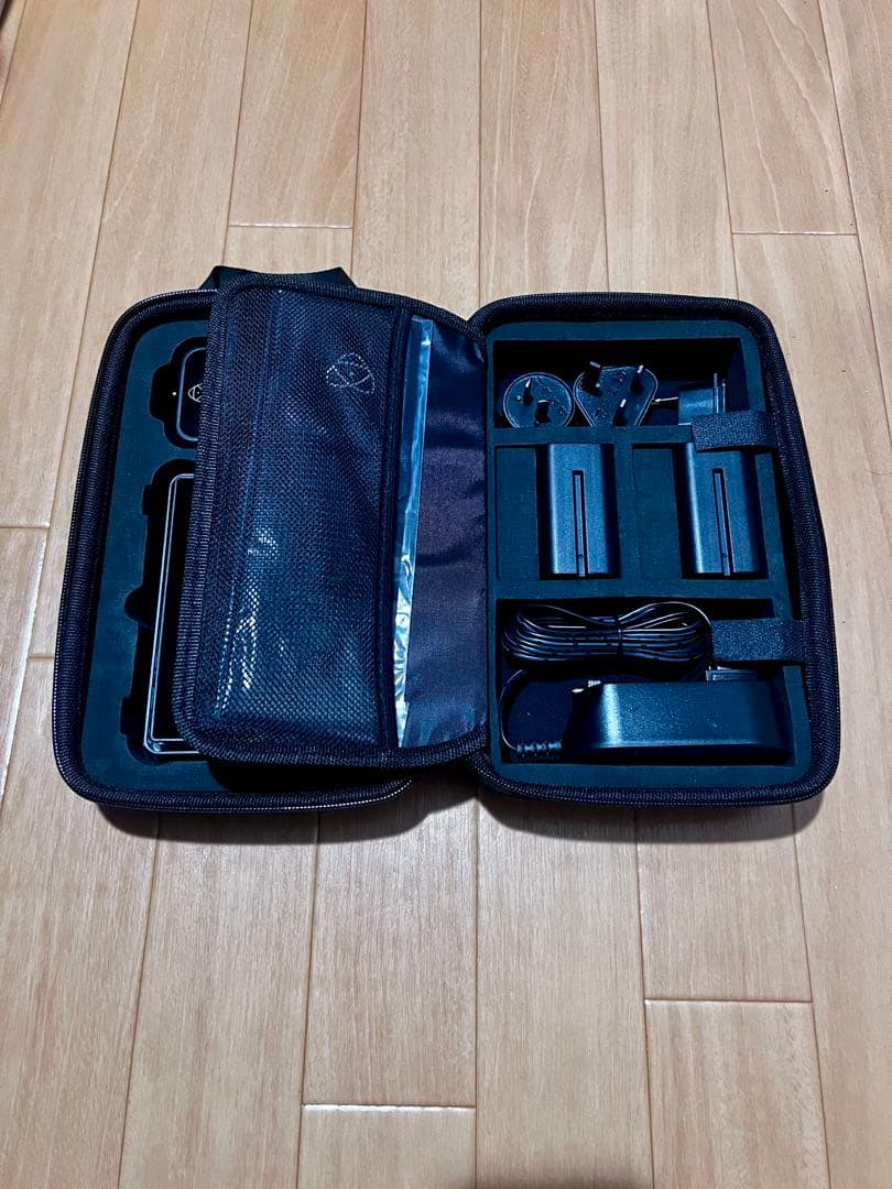 ATOMOS SHINOBI＆アクセサリーキット 純正HDMI付き