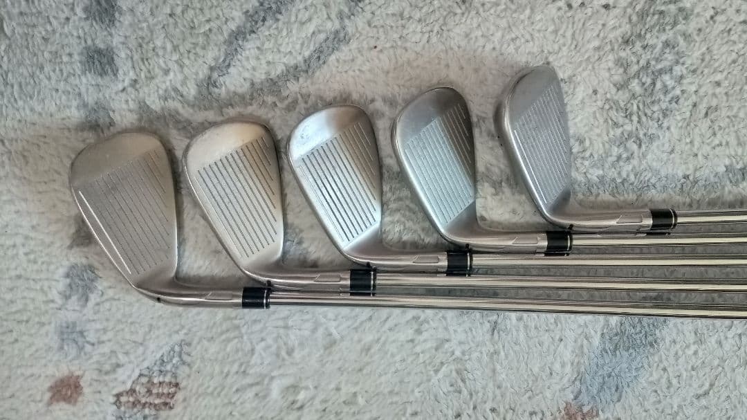 TaylorMade　SiM2MAX アイアンセット （5本）KBS 85S