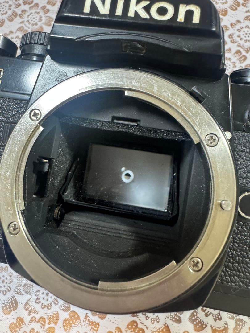 ニコン　Nikon New FM2 ボディ フィルムカメラ