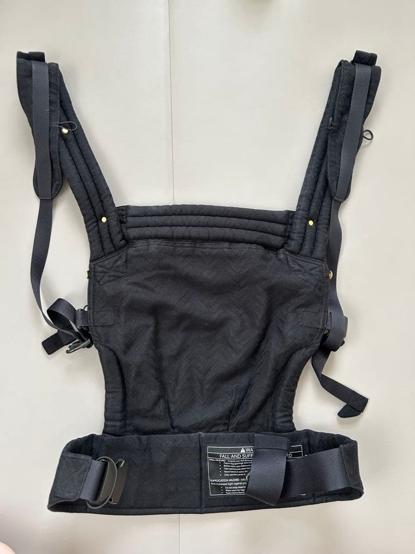 artipoppe アーティポッペ　blak