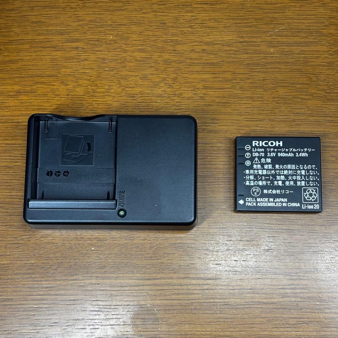 RICOH R10 コンパクトデジタルカメラ